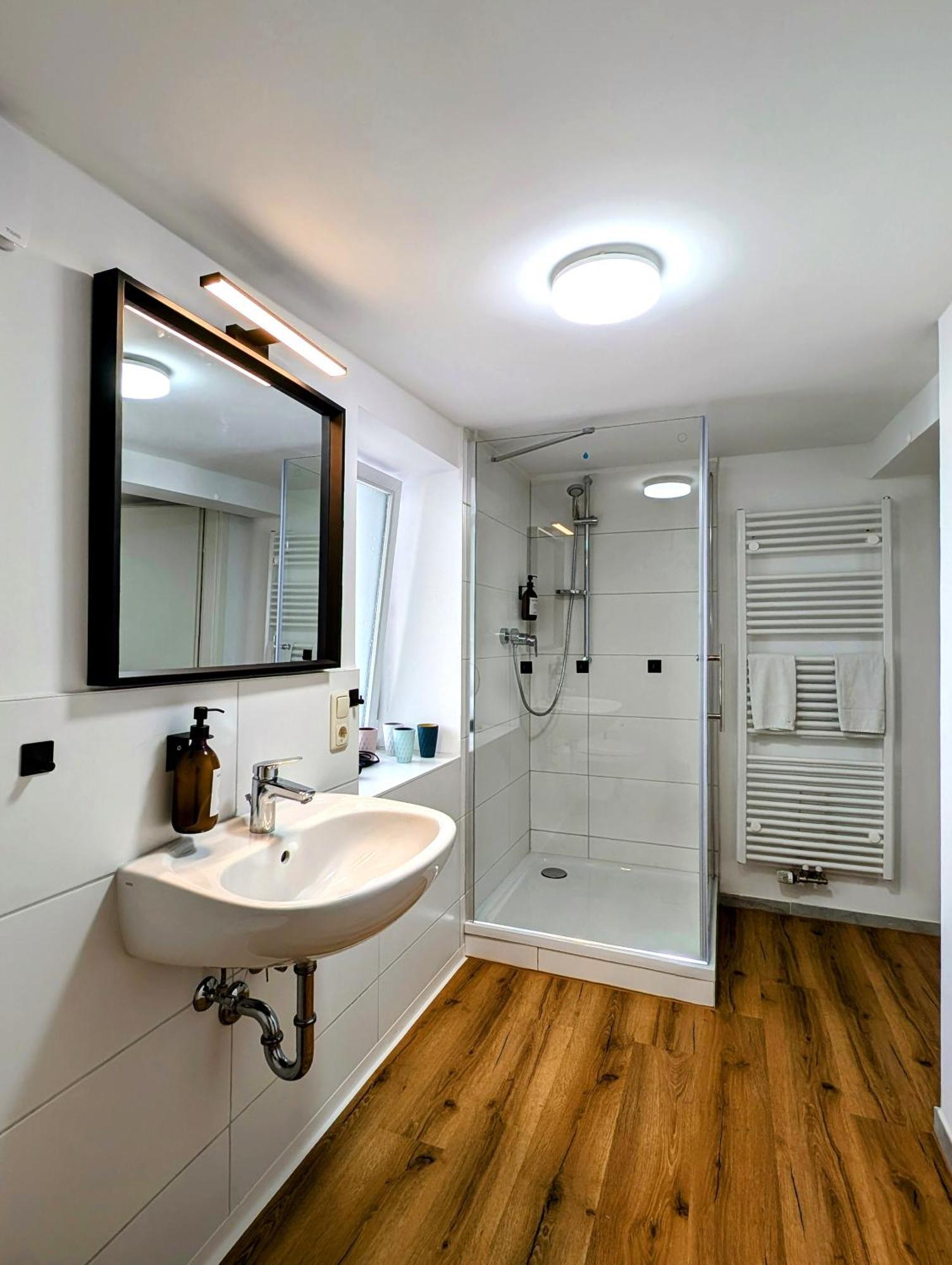 Bohnapartments - Design Suiten Am Markt - Vollausstattung - Wlan - Zentrum Ilmenau Ngoại thất bức ảnh