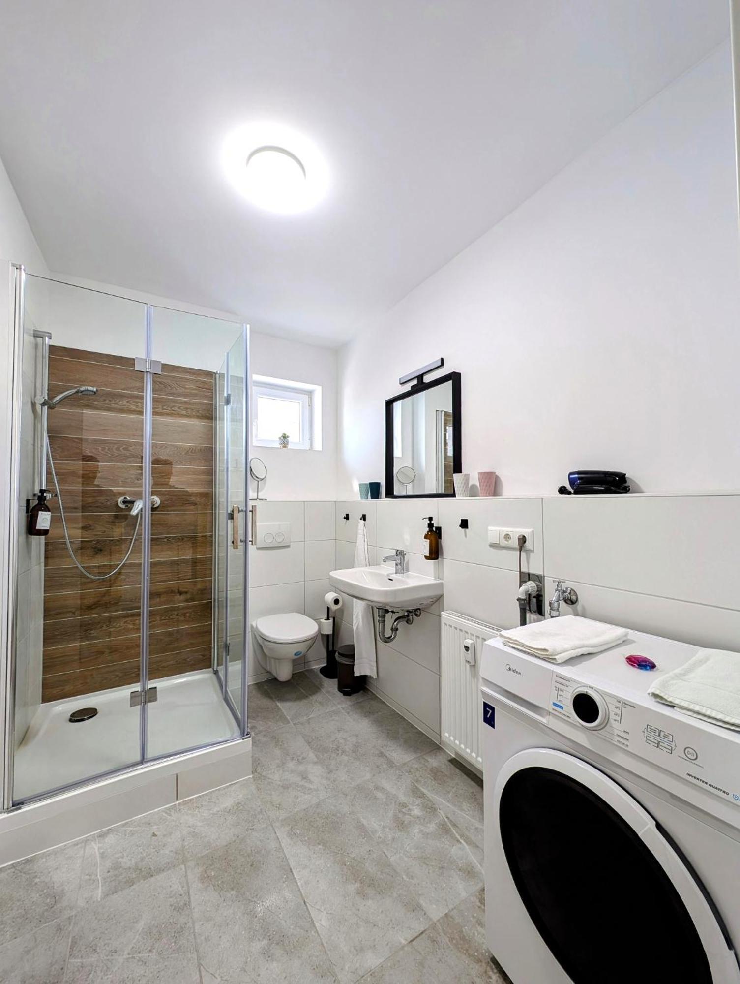 Bohnapartments - Design Suiten Am Markt - Vollausstattung - Wlan - Zentrum Ilmenau Ngoại thất bức ảnh